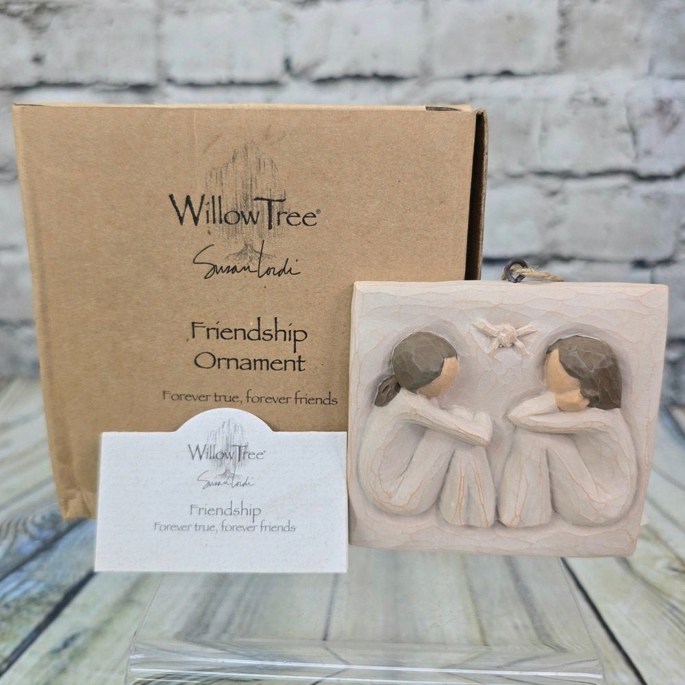 Willow Tree Friendship Ornament‎ 26128 Susan Lordi Cream Resin Best Friend Gift